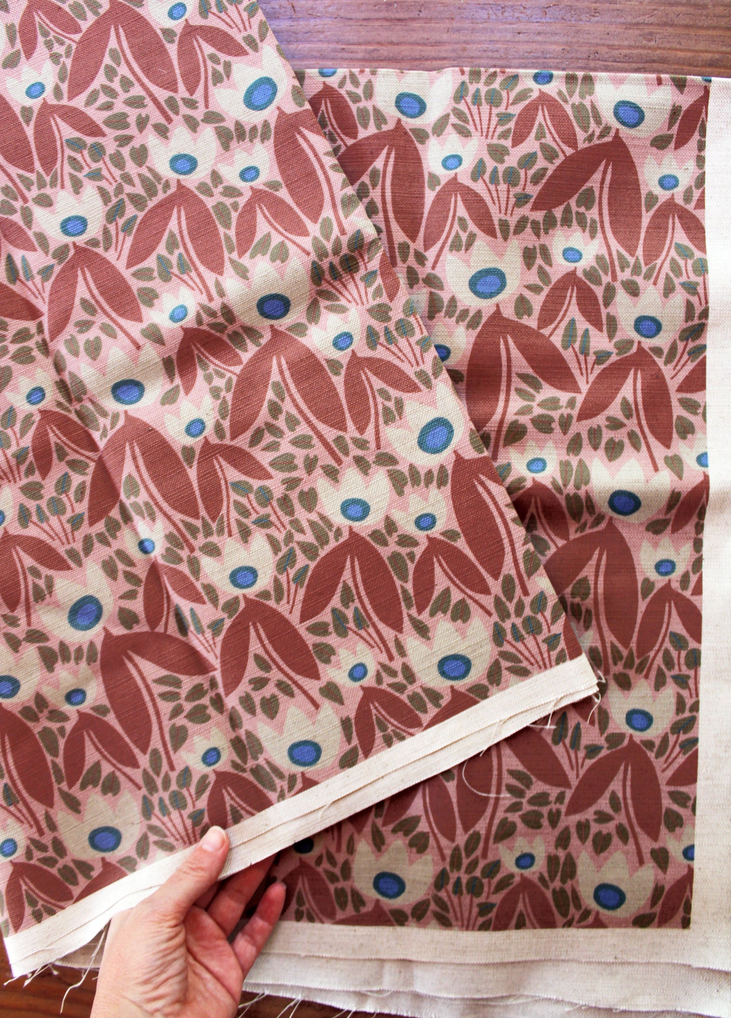 Two Tulips Cotton Linen Fabric Brown/Pink