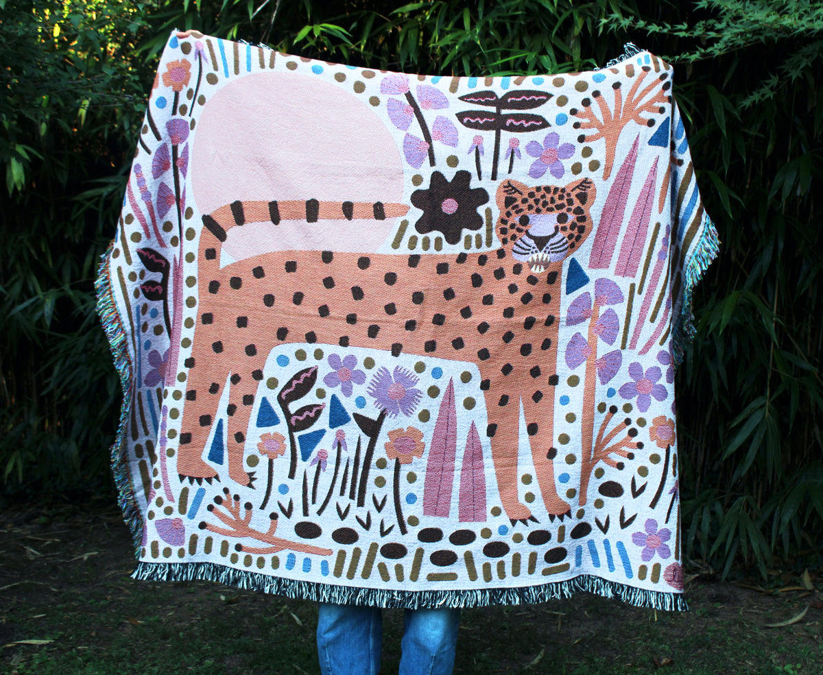 Cheetah Purr Throw Blanket Tapestry