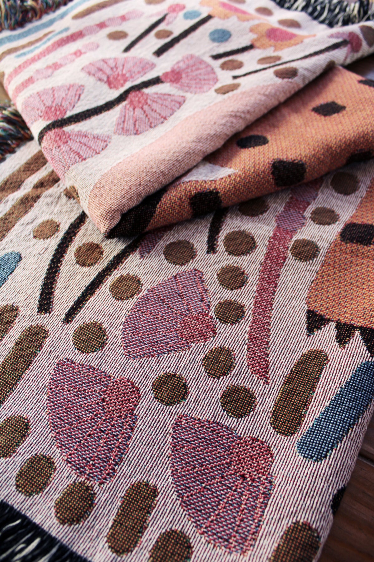 Cheetah Purr Throw Blanket Tapestry