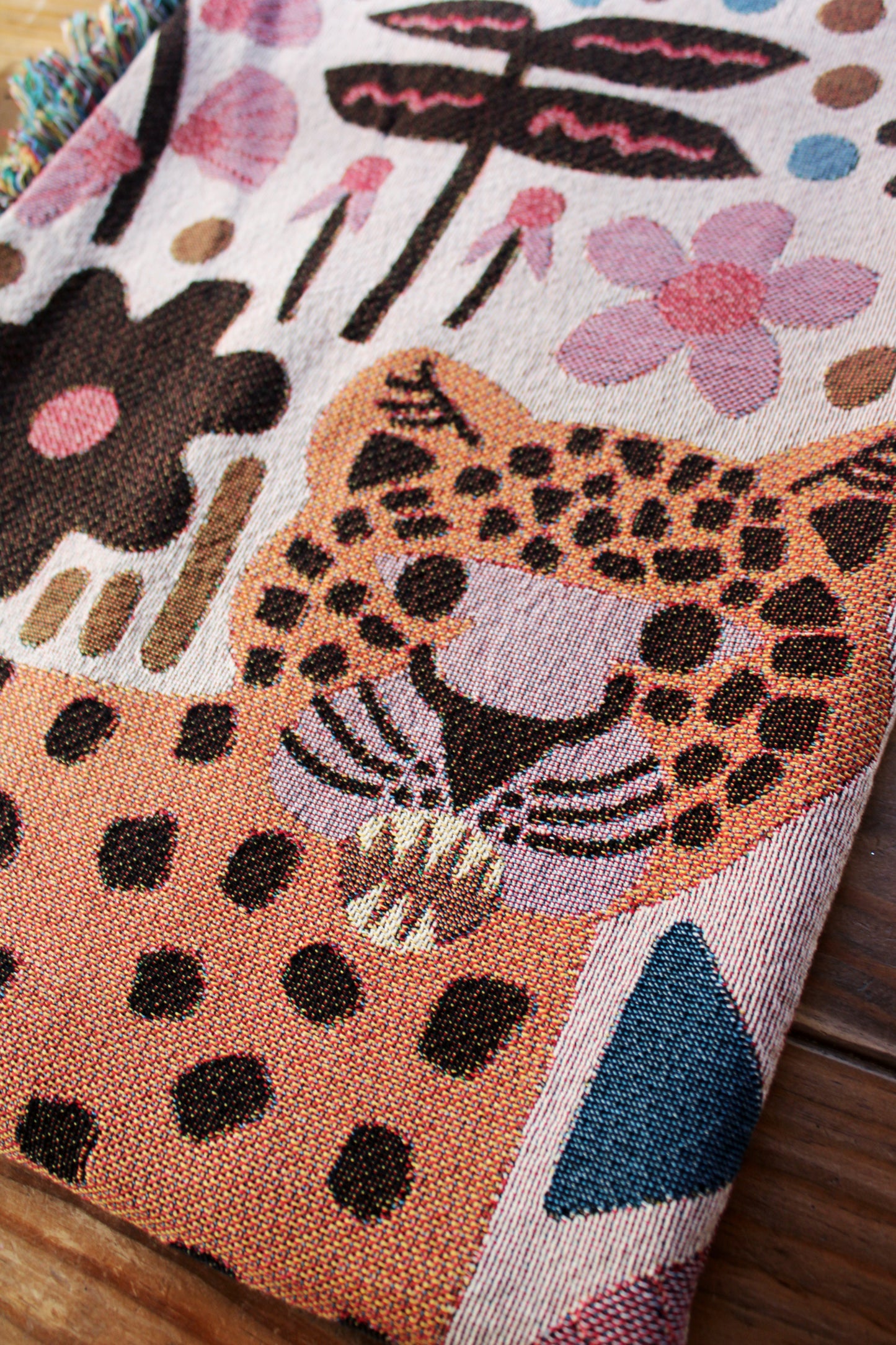 Cheetah Purr Throw Blanket Tapestry