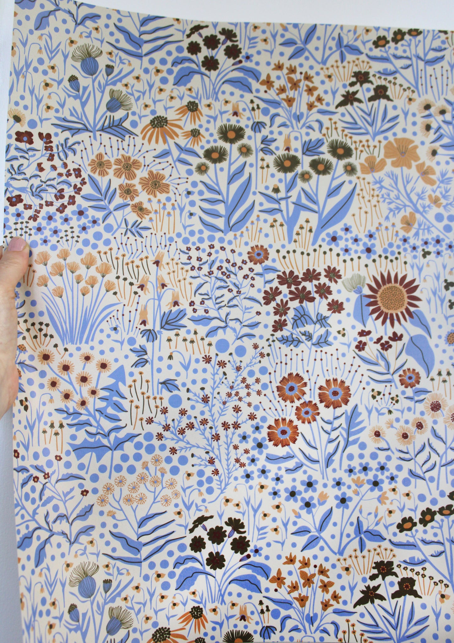 Wildflower Wallpaper Toile